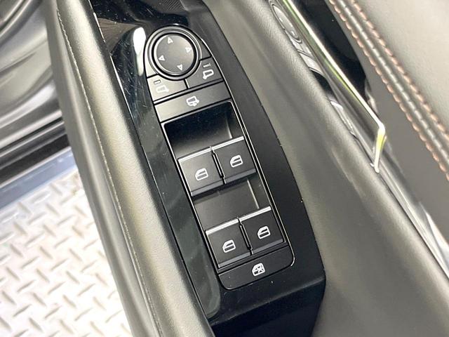 ＭＡＺＤＡ３ファストバック １５Ｓ　レザーツーリングセレクション　１０．２５型マツダコネクトナビ　全周囲カメラ　衝突軽減装置　レーダークルーズ　禁煙車　レザーシート　パワーシート　ドラレコ　コーナーセンサー　ＬＥＤヘッド　ＥＴＣ　純正１８インチＡＷ　オートハイビーム（49枚目）