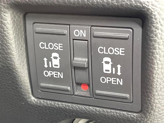 Ｎ－ＢＯＸカスタム Ｌターボ　両側電動ドア　バックカメラ　衝突被害軽減システム　レーダークルーズ　禁煙車　レザーシート　スマートキー　ＬＥＤヘッド　ＥＴＣ２．０　純正１５インチアルミ　オートハイビーム　車線逸脱警報　オートライト（4枚目）