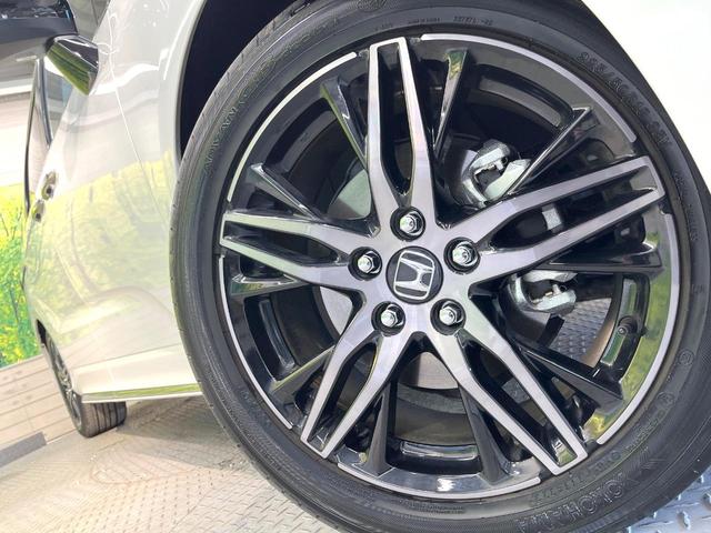 �y�����P�W�C���`�A���~�z�C�[���z�O�ςɃ}�b�`���������A���~�z�C�[���𑕒����Ă���܂��B�e��ЊO�A���~�z�C�[����A�X�^�b�h���X�^�C�����戵�����Ă���܂��B���񂲑��k����������