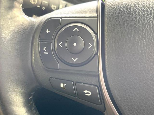 エスクァイア ハイブリッドＧｉ　プレミアムパッケージ　両側電動ドア　純正１０型ナビ　後席モニター　バックカメラ　１００Ｖ電源　衝突被害軽減システム　ドラレコ　スマートキー　ＬＥＤヘッド　ビルトインＥＴＣ　クルコン　純正１５インチアルミ　オートハイビーム（50枚目）