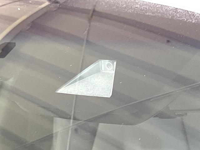 ハリアー Ｚ　モデリスタフルエアロ　純正１２．３型ディスプレイ　全周囲カメラ　ＪＢＬサウンド　衝突軽減装置　レーダークルーズ　禁煙車　電動リアゲート　ハーフレザーシート　パワーシート　コーナーセンサー（4枚目）