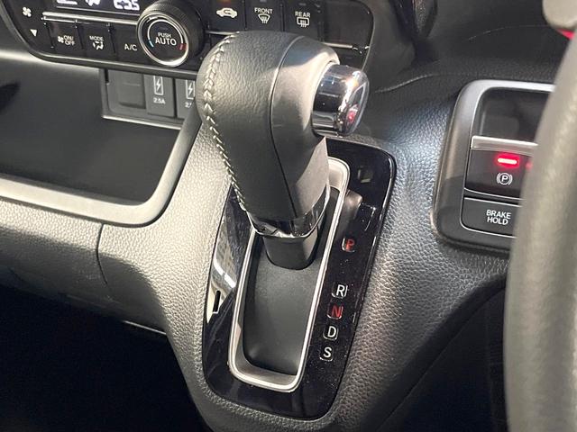 Ｎ－ＢＯＸカスタム Ｌターボ　両側電動ドア　ＳＤナビ　バックカメラ　衝突被害軽減システム　禁煙車　ハーフレザーシート　シートヒーター　スマートキー　ＬＥＤヘッド　ビルトインＥＴＣ　純正１５インチＡＷ　オートハイビーム　車線逸脱警報（43枚目）