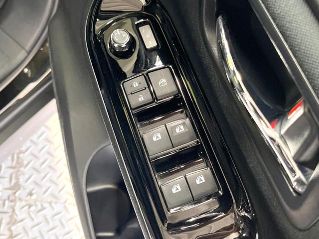 ヴォクシー ＺＳ　煌　純正９型ＳＤナビ　後席モニター　バックカメラ　両側電動ドア　衝突被害軽減システム　禁煙車　ドラレコ　スマートキー　ＬＥＤヘッド　ビルトインＥＴＣ　クルコン　純正１６インチアルミ　オートハイビーム（46枚目）