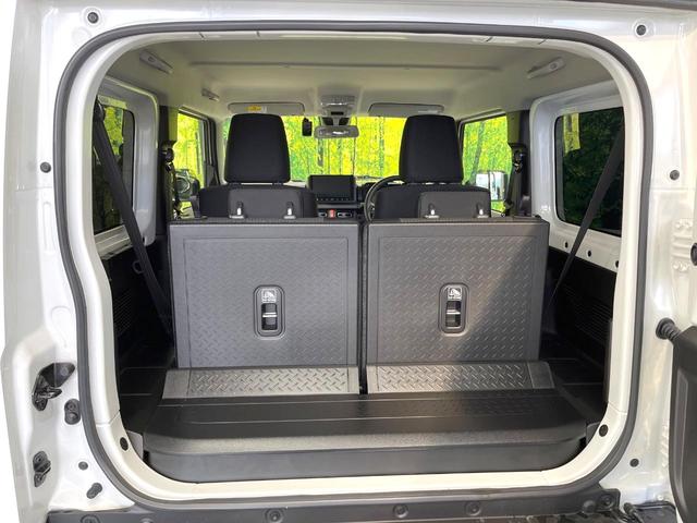 ジムニー ＸＣ　５速ＭＴ　ディスプレイオーディオ　バックカメラ　衝突被害軽減システム　クルコン　禁煙車　スマートキー　ＬＥＤヘッド　ＥＴＣ　純正１６インチアルミ　オートハイビーム　オートライト　オートエアコン（10枚目）