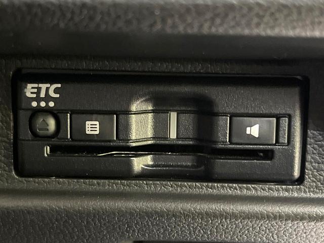 スペーシアカスタム ハイブリッドＸＳターボ　両側電動ドア　純正９インチナビ　バックカメラ　衝突被害軽減システム　禁煙車　ハーフレザーシート　コーナーセンサー　スマートキー　ＬＥＤヘッド　ビルトインＥＴＣ　純正１５インチアルミ　車線逸脱警報（32枚目）