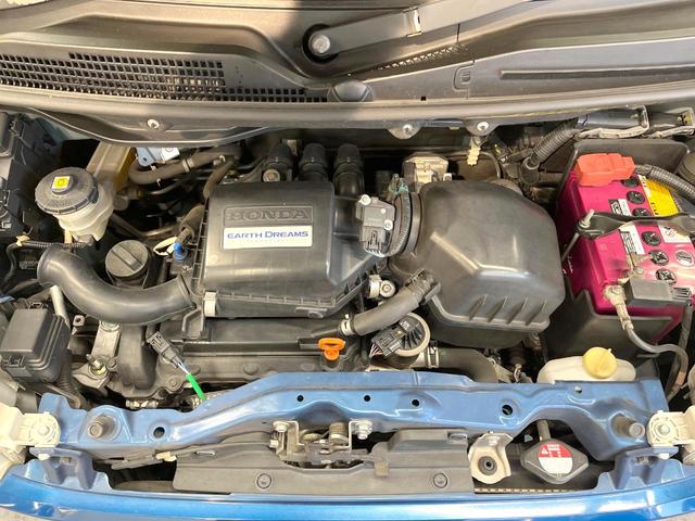 Ｎ－ＢＯＸ ２トーンカラースタイル　Ｇ・Ｌパッケージ　電動スライドドア　ＳＤナビ　禁煙車　スマートキー　純正１４インチアルミ　オートエアコン　Ｂｌｕｅｔｏｏｔｈ　ＣＤ　ＤＶＤ再生　フルセグ（18枚目）