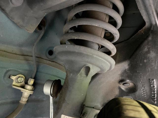 Ｎ－ＢＯＸ ２トーンカラースタイル　Ｇ・Ｌパッケージ　電動スライドドア　ＳＤナビ　禁煙車　スマートキー　純正１４インチアルミ　オートエアコン　Ｂｌｕｅｔｏｏｔｈ　ＣＤ　ＤＶＤ再生　フルセグ（33枚目）