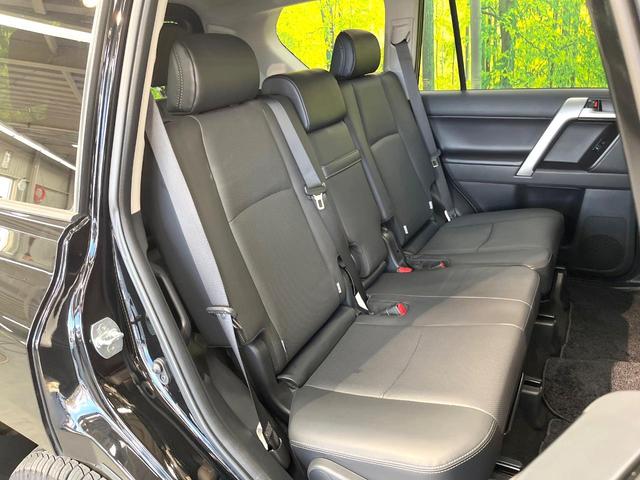 ランドクルーザープラド TX Lパッケージ マットブラックエディション サンルーフ 7人乗り 純正SDナビ バックカメラ 4WD 衝突被害軽減システム レーダークルーズ 禁煙車 レザーシート コーナーセンサー スマートキー LEDヘッド ビルトインETC(9枚目)