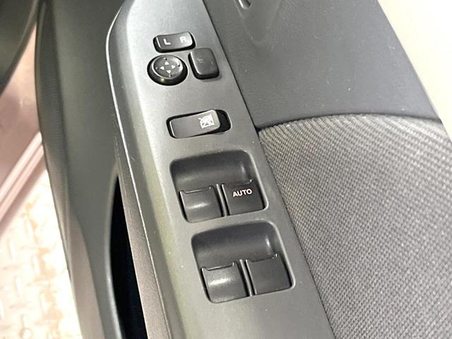 ワゴンＲ ＦＸ　ＳＤナビ　衝突被害軽減システム　禁煙車　ビルトインＥＴＣ　オートエアコン　Ｂｌｕｅｔｏｏｔｈ　電動格納ミラー　ＣＤ　ＤＶＤ再生　フルセグ（5枚目）