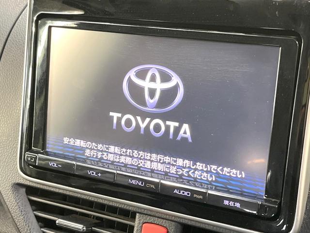 ノア ハイブリッドＧ　純正９型ＳＤナビ　後席モニター　両側電動ドア　バックカメラ　禁煙車　スマートキー　ＬＥＤヘッド　ビルトインＥＴＣ　クルコン　純正１５インチアルミ　オートライト　デュアルエアコン　リアエアコン（3枚目）