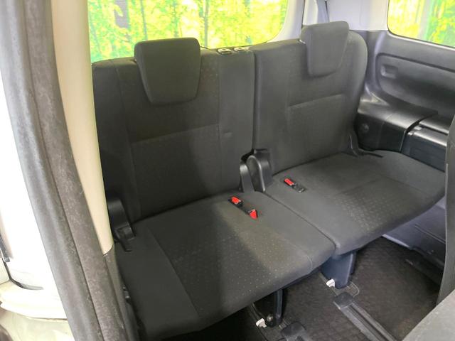 ノア ハイブリッドＧ　純正９型ＳＤナビ　後席モニター　両側電動ドア　バックカメラ　禁煙車　スマートキー　ＬＥＤヘッド　ビルトインＥＴＣ　クルコン　純正１５インチアルミ　オートライト　デュアルエアコン　リアエアコン（10枚目）
