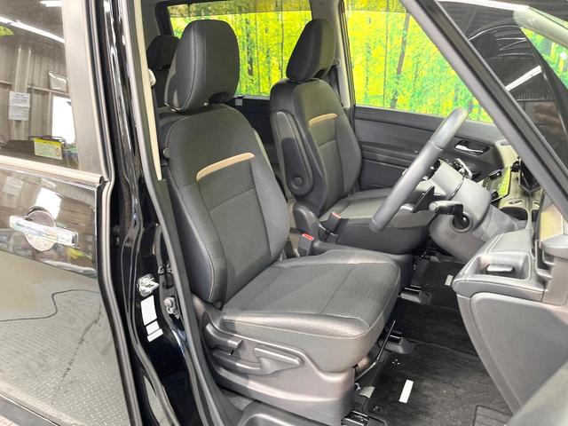 セレナ ハイウェイスターＶ　メーカーナビ　全周囲カメラ　両側電動ドア　衝突被害軽減システム　レーダークルーズ　禁煙車　ハーフレザーシート　コーナーセンサー　スマートキー　ＬＥＤヘッド　ビルトインＥＴＣ（8枚目）