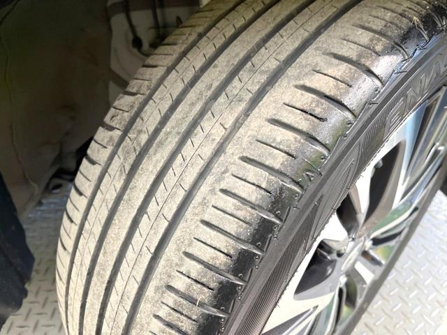 ヤリスクロス Z 全周囲カメラ 衝突被害軽減システム レーダークルーズ ハーフレザーシート パワーシート コーナーセンサー スマートキー LEDヘッド ビルトインETC 純正18インチアルミ オートハイビーム(33枚目)