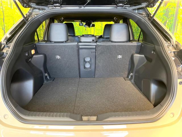 ヤリスクロス Z 全周囲カメラ 衝突被害軽減システム レーダークルーズ ハーフレザーシート パワーシート コーナーセンサー スマートキー LEDヘッド ビルトインETC 純正18インチアルミ オートハイビーム(43枚目)