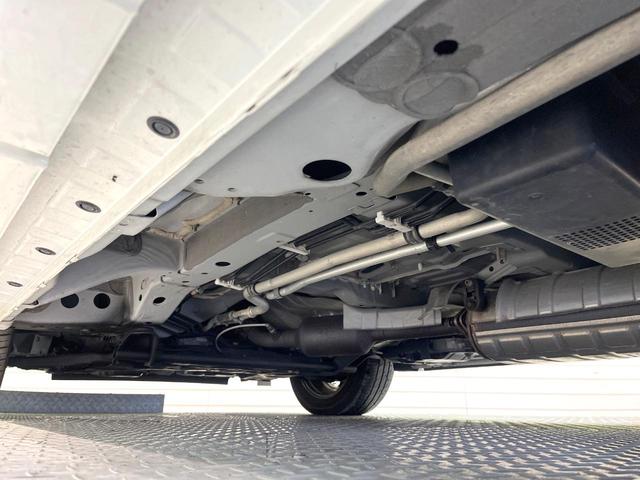 セレナ ハイウェイスター　Ｖセレクション　純正エアロ　純正９型ＳＤナビ　後席モニター　両側電動ドア　全周囲カメラ　衝突被害軽減システム　レーダークルーズ　禁煙車　コーナーセンサー　スマートキー　ＬＥＤヘッド　ビルトインＥＴＣ（56枚目）