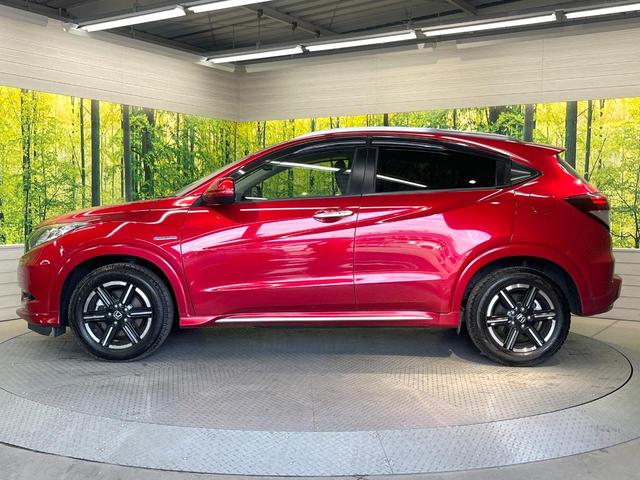 ヴェゼル ハイブリッドZ・ホンダセンシング 純正8型SDナビ バックカメラ 衝突被害軽減システム 禁煙車 スマートキー LEDヘッド ビルトインETC 16インチアルミ 車線逸脱警報 オートライト デュアルエアコン Bluetooth CD(63枚目)