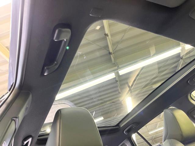 カローラクロス ハイブリッド　Ｚ　１０．５型ディスプレイオーディオ　ガラスルーフ　全周囲カメラ　衝突被害軽減システム　レーダークルーズ　禁煙車　電動リアゲート　ハーフレザーシート　パワーシート　コーナーセンサー　スマートキー（33枚目）