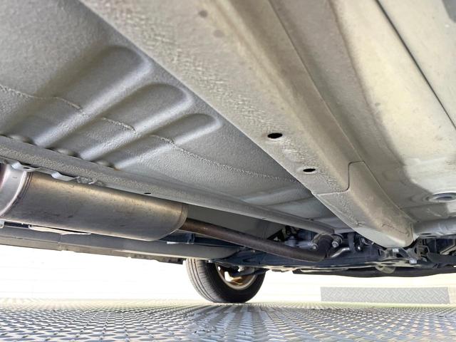 アルトラパン Fリミテッド SDナビ バックカメラ 衝突被害軽減システム 禁煙車 シートヒーター スマートキー HIDヘッド ETC 純正14インチアルミ オートライト オートエアコン Bluetooth CD DVD再生(49枚目)