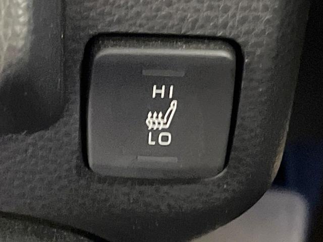 カローラツーリング ハイブリッド　ダブルバイビー　モデリスタエアロ　９型ディスプレイオーディオ　バックカメラ　１００Ｖ電源　衝突被害軽減システム　レーダークルーズ　禁煙車　ハーフレザーシート　スマートキー　ＬＥＤヘッド　ＥＴＣ２．０（29枚目）