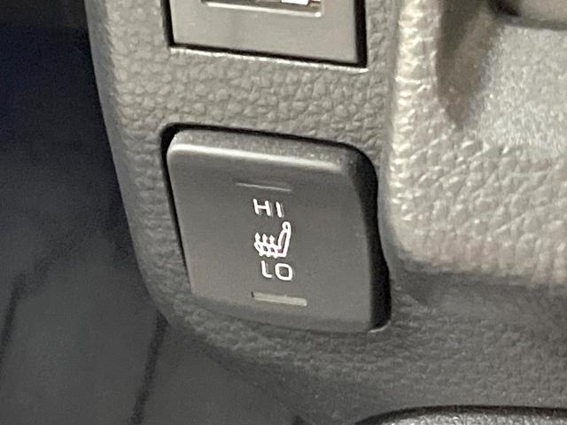 カローラツーリング ハイブリッド　ダブルバイビー　モデリスタエアロ　９型ディスプレイオーディオ　バックカメラ　１００Ｖ電源　衝突被害軽減システム　レーダークルーズ　禁煙車　ハーフレザーシート　スマートキー　ＬＥＤヘッド　ＥＴＣ２．０（38枚目）