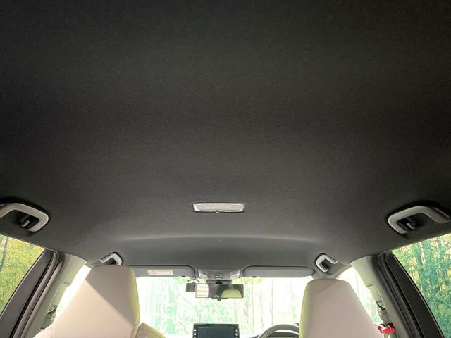 カローラツーリング ハイブリッド　ダブルバイビー　モデリスタエアロ　９型ディスプレイオーディオ　バックカメラ　１００Ｖ電源　衝突被害軽減システム　レーダークルーズ　禁煙車　ハーフレザーシート　スマートキー　ＬＥＤヘッド　ＥＴＣ２．０（48枚目）