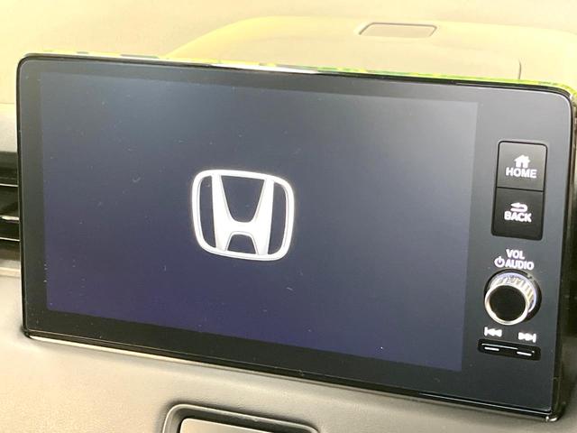 ヴェゼル ｅ：ＨＥＶ　Ｚ　メーカーナビ　バックカメラ　衝突被害軽減システム　レーダークルーズ　禁煙車　電動リアゲート　ハーフレザーシート　コーナーセンサー　スマートキー　ＬＥＤヘッド　ＥＴＣ２．０　純正１８インチアルミ（3枚目）