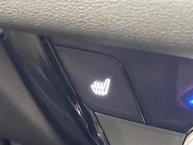 ヴェゼル ｅ：ＨＥＶ　Ｚ　メーカーナビ　バックカメラ　衝突被害軽減システム　レーダークルーズ　禁煙車　電動リアゲート　ハーフレザーシート　コーナーセンサー　スマートキー　ＬＥＤヘッド　ＥＴＣ２．０　純正１８インチアルミ（7枚目）