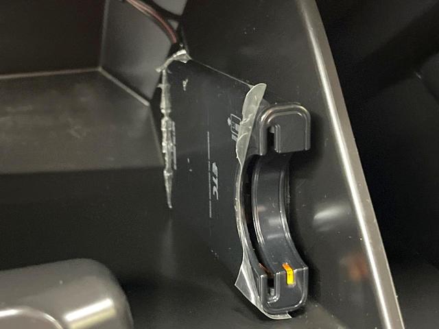 デミオ ＸＤツーリング　メーカーナビ　バックカメラ　衝突被害軽減システム　禁煙車　スマートキー　ＨＩＤヘッド　ＥＴＣ　クルコン　純正１６インチアルミ　車線逸脱警報　オートライト　オートエアコン（33枚目）