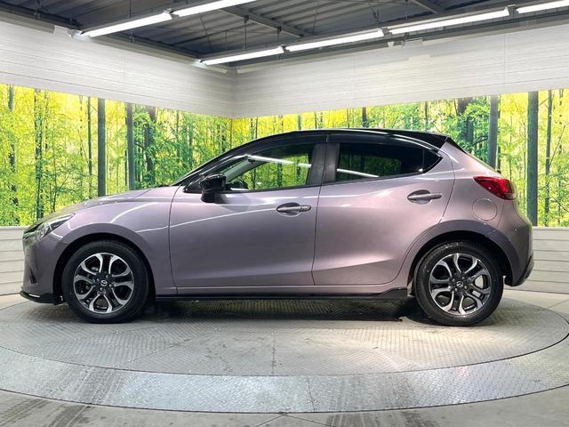 デミオ ＸＤツーリング　メーカーナビ　バックカメラ　衝突被害軽減システム　禁煙車　スマートキー　ＨＩＤヘッド　ＥＴＣ　クルコン　純正１６インチアルミ　車線逸脱警報　オートライト　オートエアコン（49枚目）