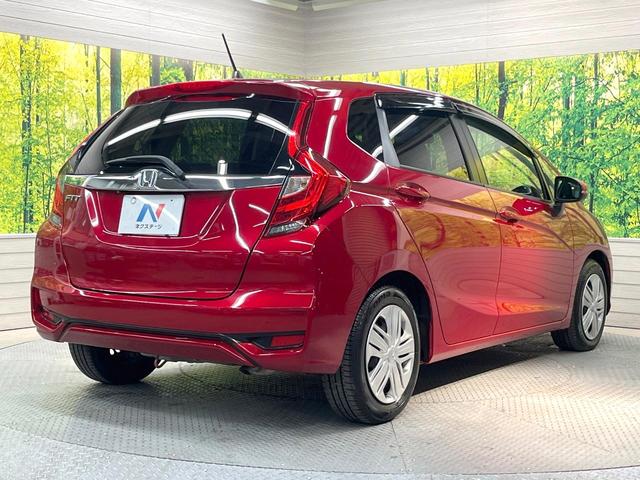 フィット １５ＸＬ　純正ＳＤナビ　バックカメラ　禁煙車　ハーフレザーシート　シートヒーター　スマートキー　ＬＥＤヘッド　ビルトインＥＴＣ　クルコン　オートライト　オートエアコン　Ｂｌｕｅｔｏｏｔｈ（17枚目）