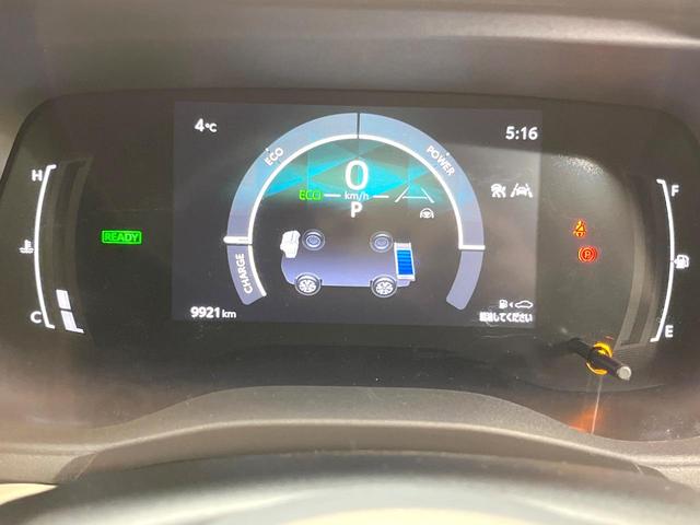 シエンタ ハイブリッドＺ　１０インチ純正ナビ　両側電動ドア　全周囲カメラ　１００Ｖ電源　衝突被害軽減システム　レーダークルーズ　禁煙車　コーナーセンサー　スマートキー　ＬＥＤヘッド　ビルトインＥＴＣ　オートハイビーム（38枚目）