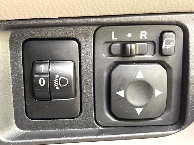 eKワゴン M 純正ナビ 禁煙車 ETC オートエアコン CD 地デジ(33枚目)