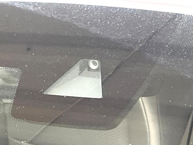 エクストレイル ２０Ｘｉ　ハイブリッド　全周囲カメラ　純正ＳＤナビ　衝突被害軽減システム　レーダークルーズ　禁煙車　電動リアゲート　全席シートヒーター　コーナーセンサー　スマートキー　ＬＥＤヘッド　ルーフレール　ビルトインＥＴＣ（37枚目）