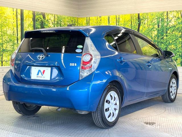アクア Ｓ　禁煙車　スマートキー　オートライト　オートエアコン　ＣＤ　衝突安全ボディ　電動格納ミラー　横滑り防止装置（17枚目）
