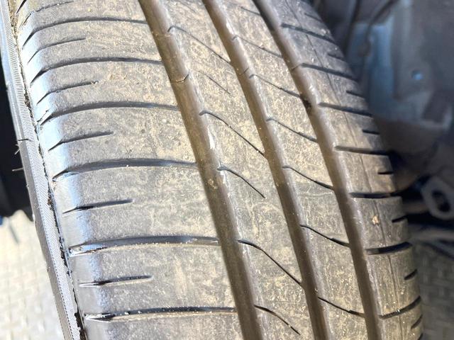 アクア Ｓ　禁煙車　スマートキー　オートライト　オートエアコン　ＣＤ　衝突安全ボディ　電動格納ミラー　横滑り防止装置（23枚目）