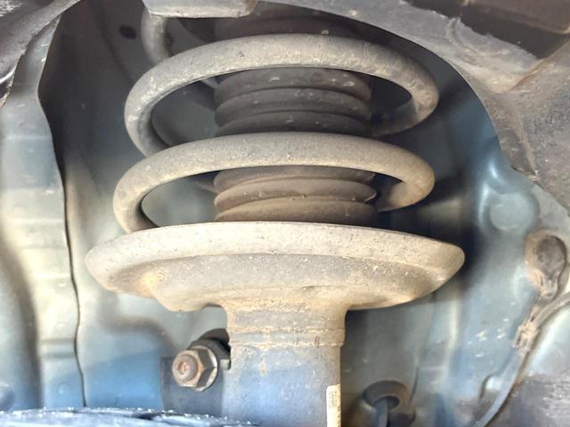 アクア Ｓ　禁煙車　スマートキー　オートライト　オートエアコン　ＣＤ　衝突安全ボディ　電動格納ミラー　横滑り防止装置（24枚目）