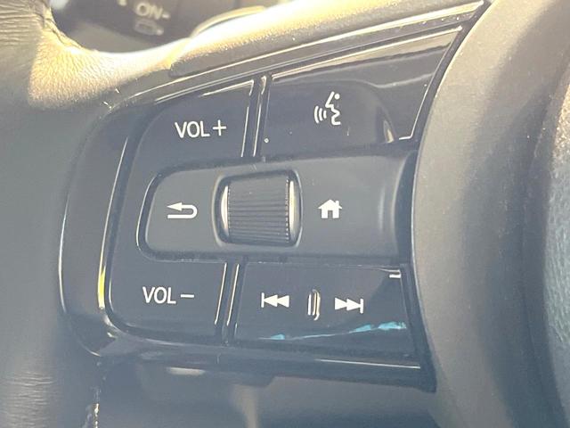 ヴェゼル ｅ：ＨＥＶ　Ｚ　バックカメラ　衝突被害軽減システム　禁煙車　電動リアゲート　ハーフレザーシート　コーナーセンサー　スマートキー　ＬＥＤヘッド　ＥＴＣ２．０　純正１８インチアルミ　オートハイビーム　車線逸脱警報（39枚目）