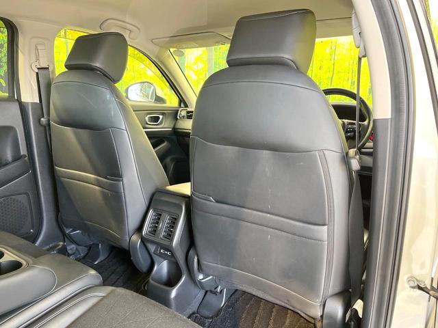 ヴェゼル ｅ：ＨＥＶ　Ｚ　バックカメラ　衝突被害軽減システム　禁煙車　電動リアゲート　ハーフレザーシート　コーナーセンサー　スマートキー　ＬＥＤヘッド　ＥＴＣ２．０　純正１８インチアルミ　オートハイビーム　車線逸脱警報（51枚目）