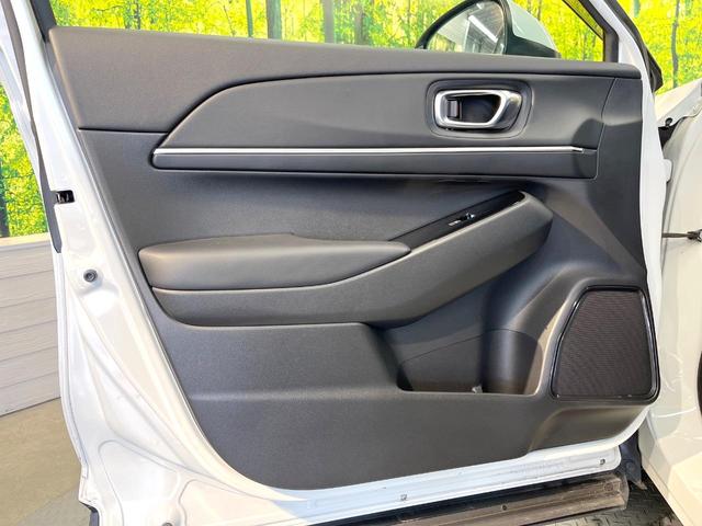 ヴェゼル ｅ：ＨＥＶ　Ｚ　バックカメラ　衝突被害軽減システム　禁煙車　電動リアゲート　ハーフレザーシート　コーナーセンサー　スマートキー　ＬＥＤヘッド　ＥＴＣ２．０　純正１８インチアルミ　オートハイビーム　車線逸脱警報（58枚目）