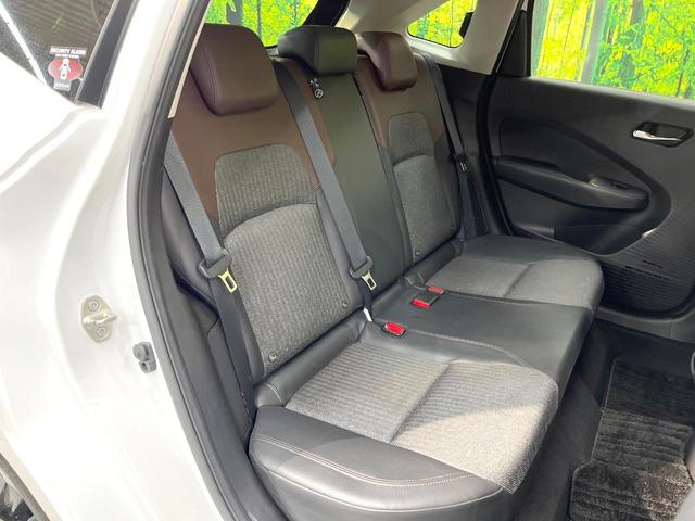 オーラ Ｇ　メーカーナビ　全周囲カメラ　ＢＯＳＥサウンド　衝突被害軽減システム　レーダークルーズ　禁煙車　ハーフレザーシート　コーナーセンサー　スマートキー　ＬＥＤヘッド　ビルトインＥＴＣ　純正１７インチアルミ（10枚目）