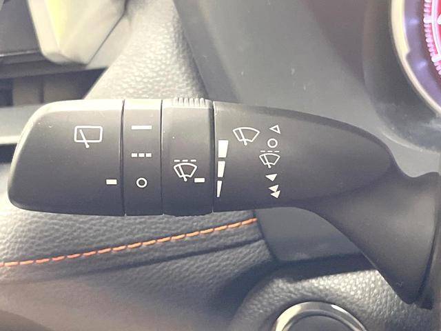 ＲＡＶ４ アドベンチャー　ナビ付ディスプレイオーディオ　バックカメラ　衝突被害軽減システム　レーダークルーズ　禁煙車　前席シートエアコン　パワーシート　コーナーセンサー　スマートキー　ＬＥＤヘッド　ルーフレール　ＥＴＣ２．０（34枚目）