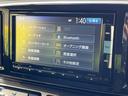 プレミアム・Ｌパッケージ　禁煙車　純正ナビ　２トーンカラー　バックカメラ　Ｂｌｕｅｔｏｏｔｈ再生　フルセグＴＶ　ＥＴＣ　スマートキー　オートライト　オートエアコン　革巻きステアリング　ＤＶＤ再生　ＣＤプレーヤー　盗難防止装置(23枚目)