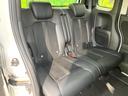 後部座席も気になるようなキズ・汚れやへたり等、大きなダメージはなく、良好な状態です。