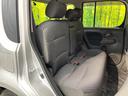 後部座席も気になるようなキズ・汚れやへたり等、大きなダメージはなく、良好な状態です。
