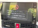 【メーカー純正ナビ】インテリアに溶け込むスタイリッシュな「専用設計」メーカーナビを装備♪視認性や操作性など基本性能にも優れ、より上質なカーライフをお楽しみいただけます。