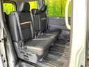 後部座席も気になるようなキズ・汚れやへたり等、大きなダメージはなく、良好な状態です。