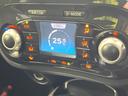 ジューク 15RX タイプV 純正SDナビ バックカメラ 禁煙車 スマートキー オートライト オートエアコン CD フルセグ 電動格納ミラー 衝突安全ボディ 横滑り防止 盗難防止システム(6枚目)
