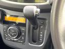 Ｔ　ＳＤナビ　衝突被害軽減システム　禁煙車　シートヒーター　スマートキー　ＨＩＤヘッド　ビルトインＥＴＣ　クルコン　純正１５インチアルミ　オートライト　オートエアコン　Ｂｌｕｅｔｏｏｔｈ　ＣＤ（50枚目）