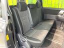 後部座席も気になるようなキズ・汚れやへたり等、大きなダメージはなく、良好な状態です。