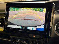 【バックカメラ】駐車時に後方がリアルタイム映像で確認できます。大型商業施設や立体駐車場での駐車時や、夜間のバック時に大活躍！運転スキルに関わらず、今や必須となった装備のひとつです！ 7